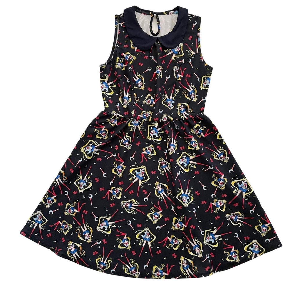 Women's Sailor Moon Hot Topic Dress (Measures 36" in Length) Fits S/M